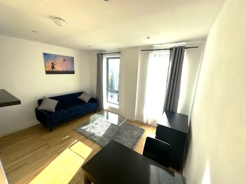 Skinner Lane, Leeds LS7, Studio to rent