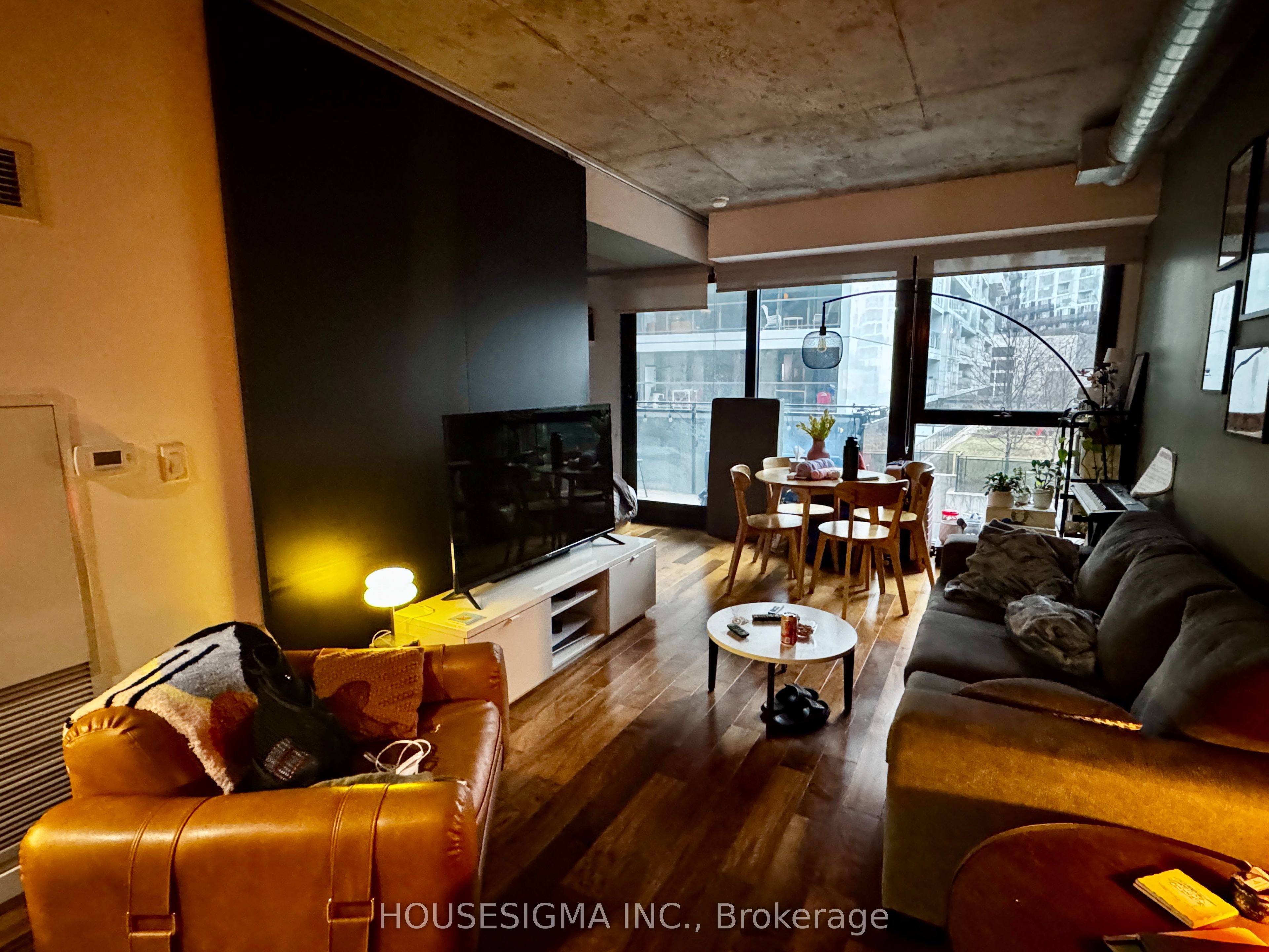 Additional image 4 of 409-51 Trolley Crescent, Toronto, ON, M5A 0E9