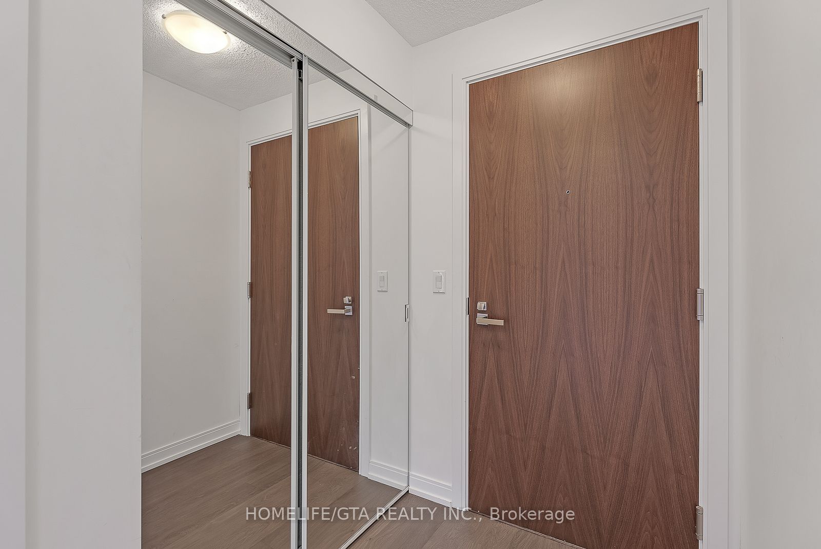 Additional image 3 of 2403-255 Village Green Square, Toronto, ON, M1S 0L7