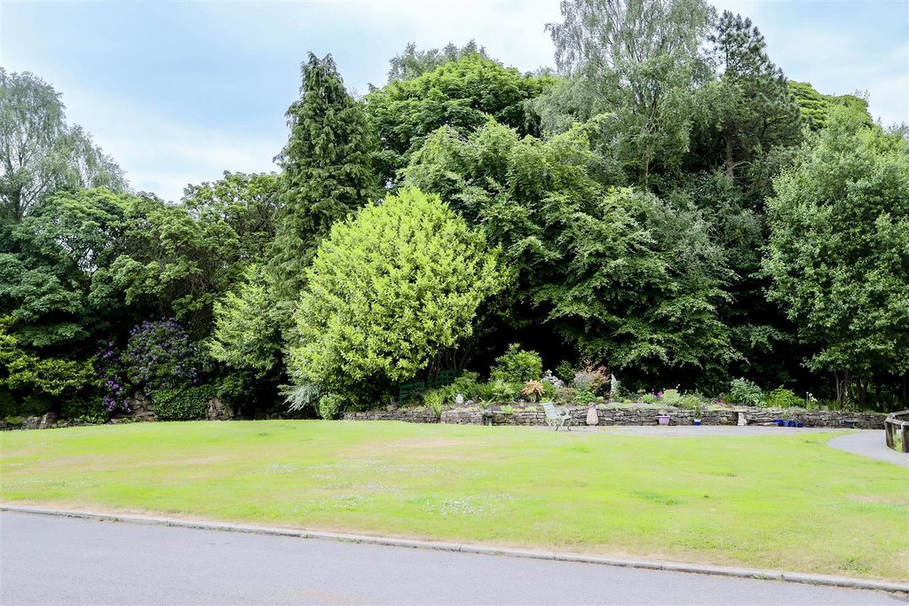 Additional image 4 of 2 bed flat for saleLarmenier Retirement Village, Preston New Road, Blackburn BB2