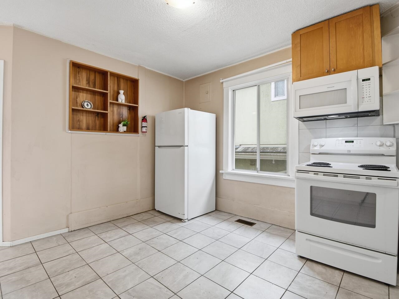 Additional image 5 of 2437 22nd Avenue E, Vancouver, BC, V5M 2X4