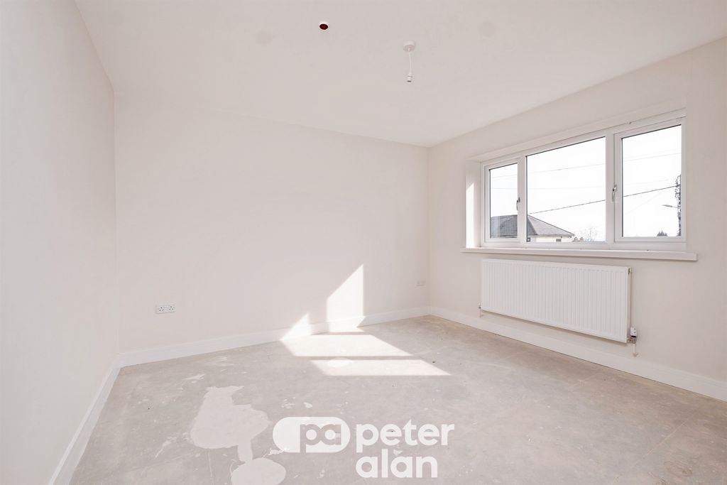 Additional image 8 of 4 bed detached house for saleFive Locks Road, Pontnewydd, Cwmbran NP44