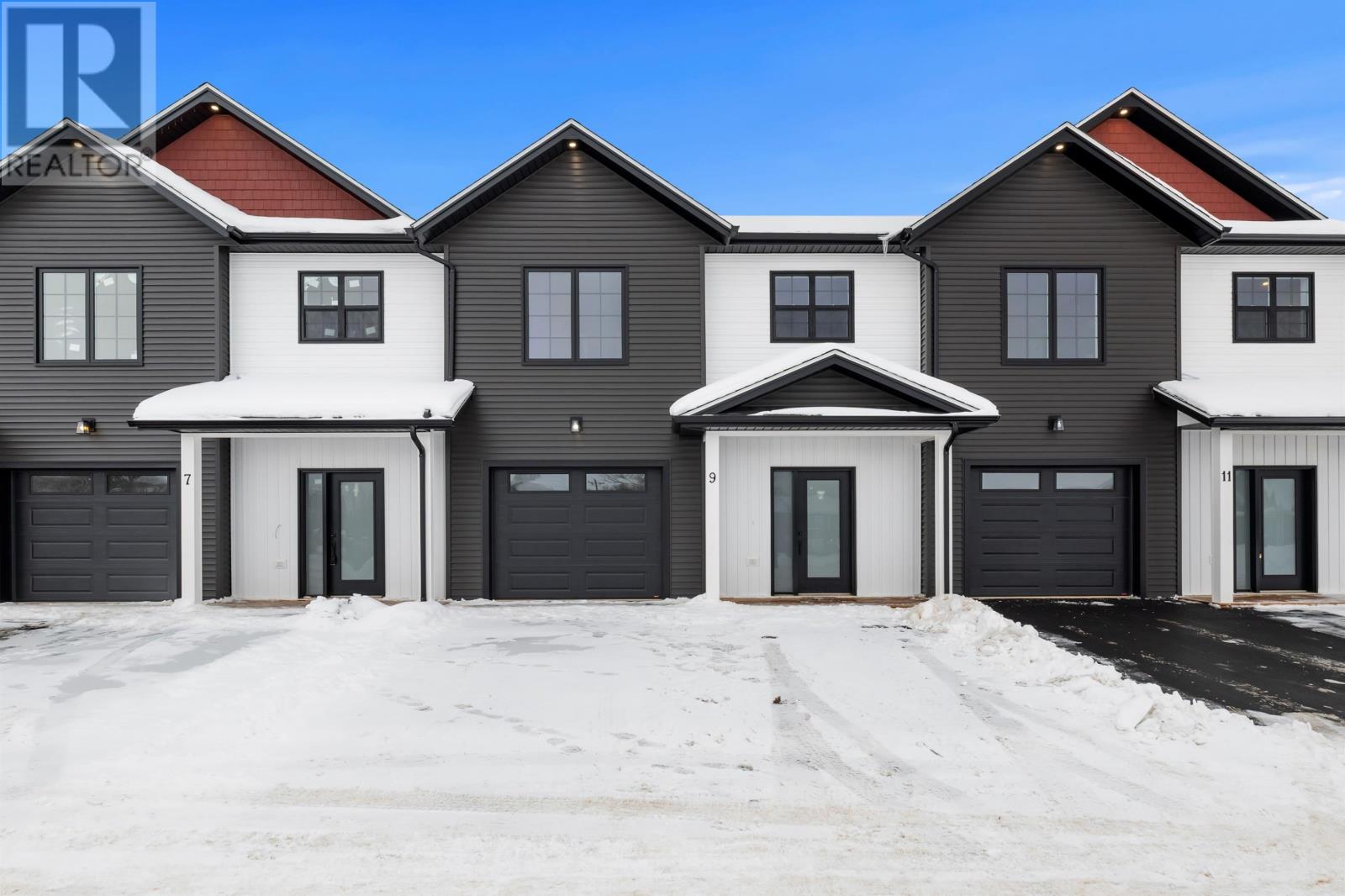 11 Anne Avenue