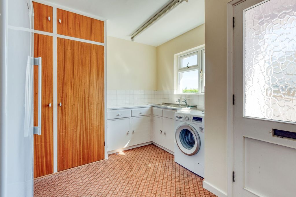 Additional image 23 of 3 bed bungalow for saleLe Parcot, La Longue Rue, St Martin JE3