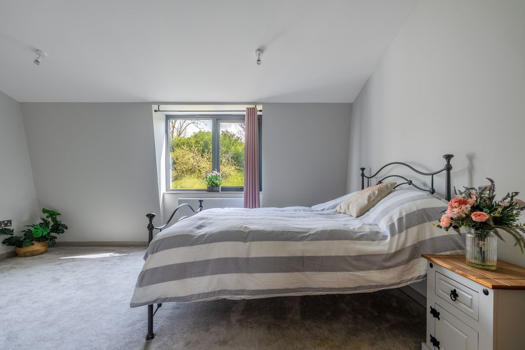 Additional image 6 of 4 bed terraced house for saleChantry, Old Vicarage Gardens, Bruton BA10