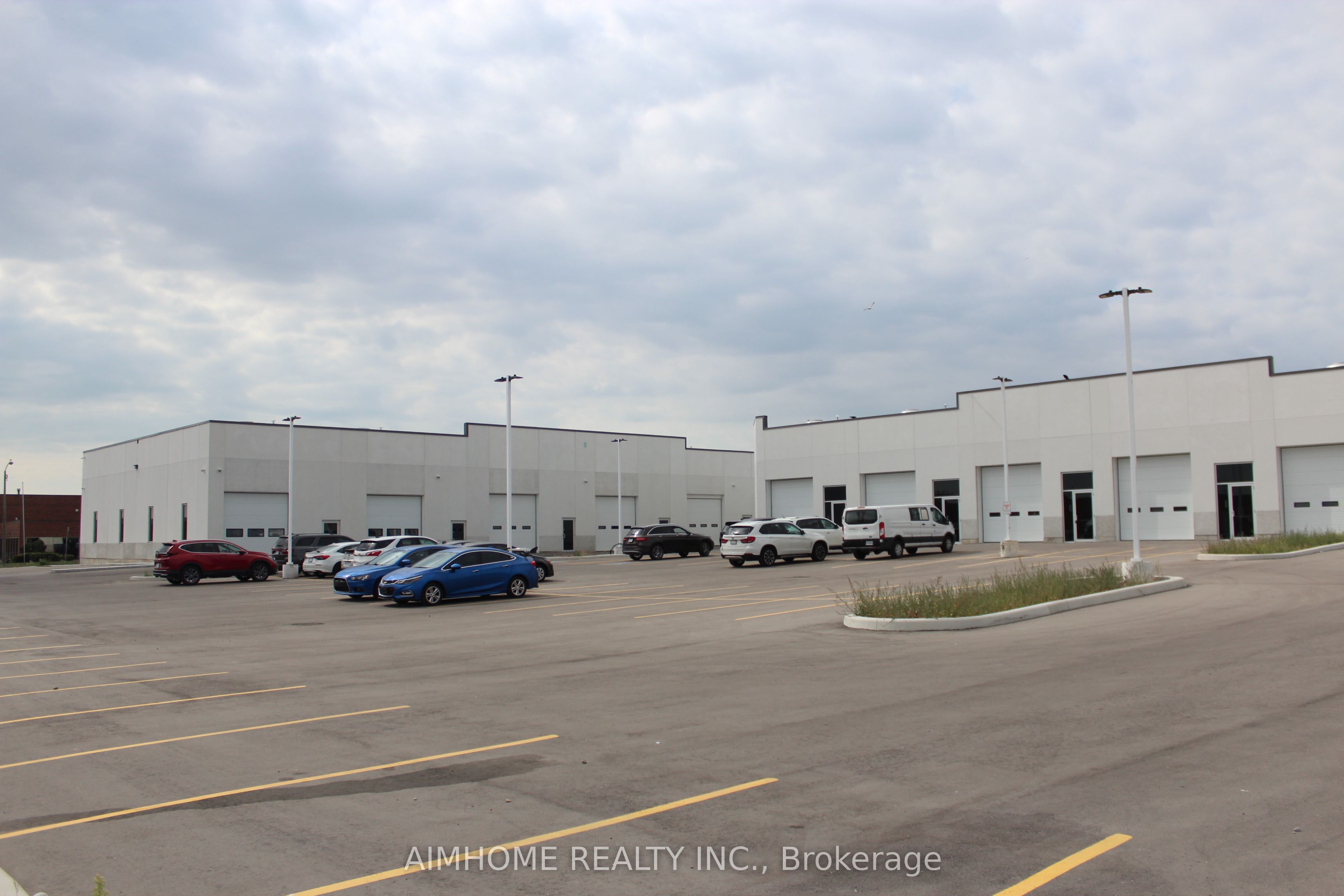Additional image 6 of 3 & 4-95 State Crown Boulevard, Toronto, ON, M1V 0A2