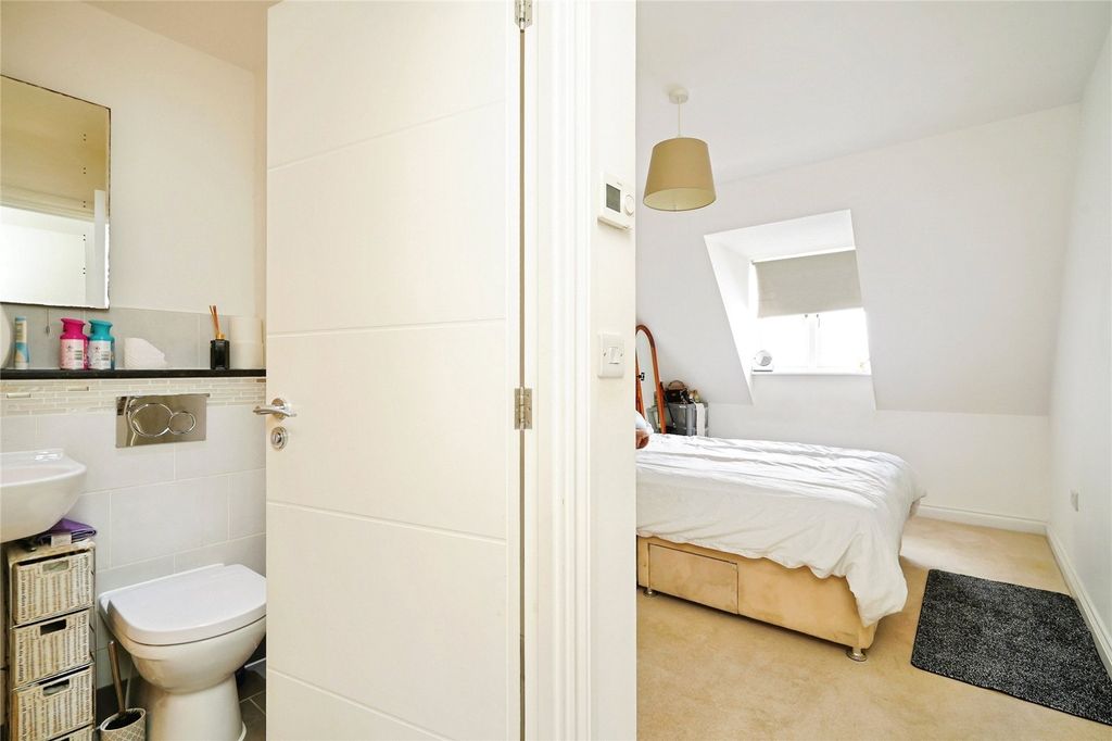 Additional image 16 of 2 bed flat for saleWesley Lane, Bicester, Oxfordshire OX26