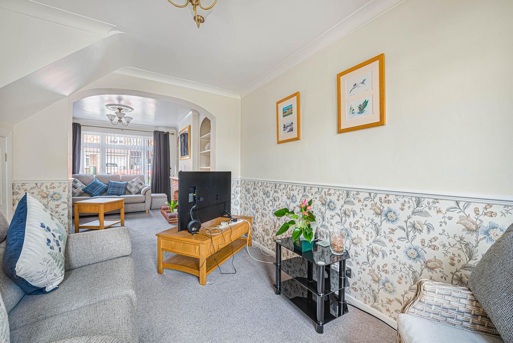 Additional image 7 of 4 bed semi-detached house for saleCold Blow Crescent, Bexley DA5