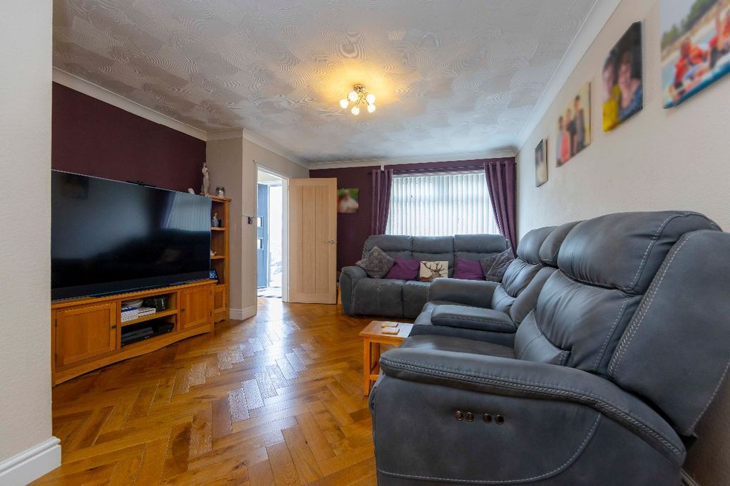 Additional image 7 of 4 bed semi-detached house for saleCynon View, Cilfynydd, Pontypridd CF37