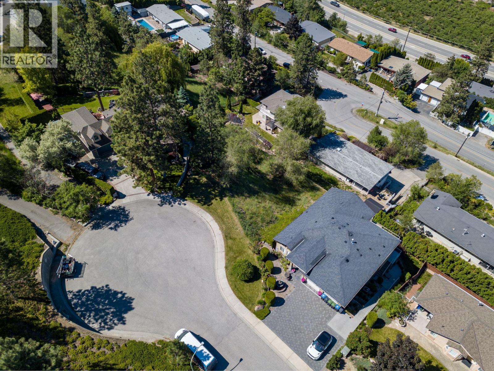 952 Ackerman Court, Kelowna, BC, V1X7L2