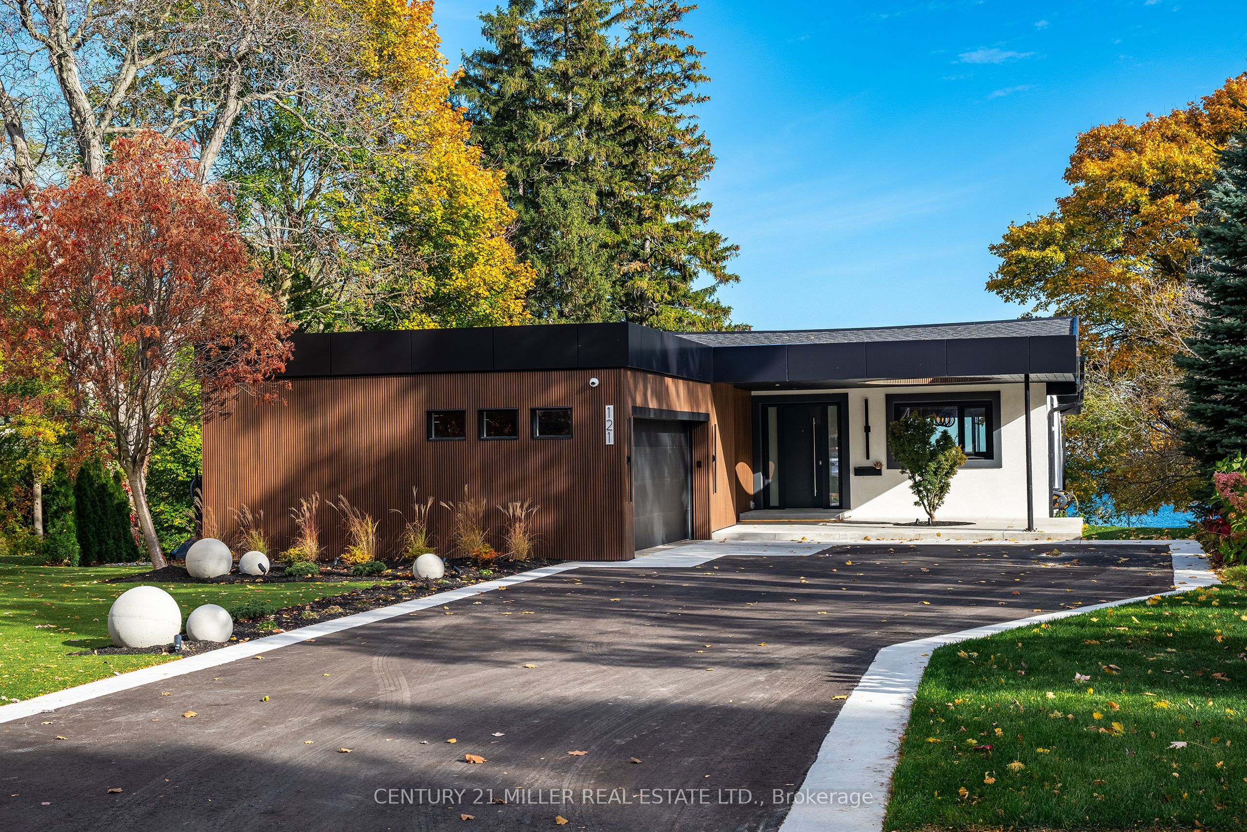 Additional image 2 of 121 Edgecliffe Place, Burlington, ON, L7L 3Z2