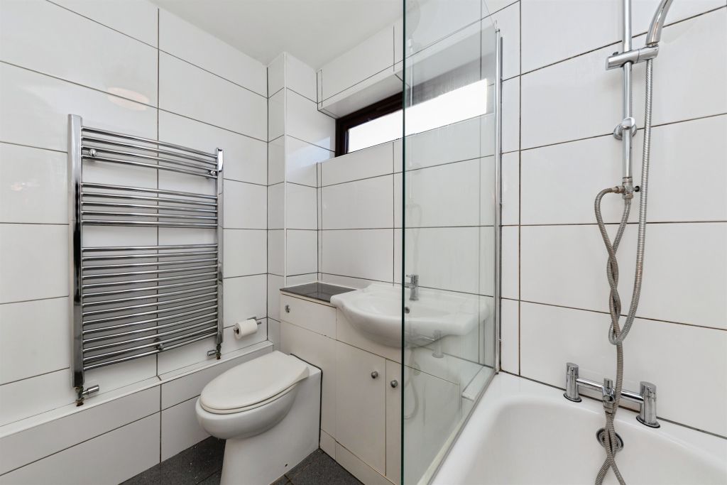 Additional image 9 of 1 bed flat for saleChiltern Road, Baldock SG7