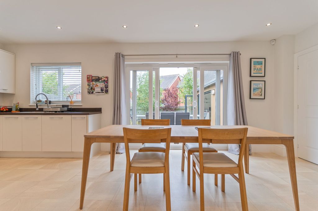 Additional image 7 of 4 bed detached house for saleArlington Grange Close, Newport NP20