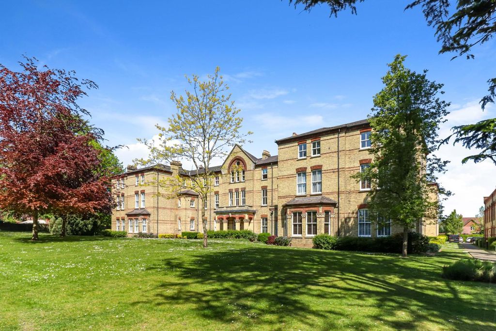 1 bed flat for saleMallard Road, Abbots Langley WD5