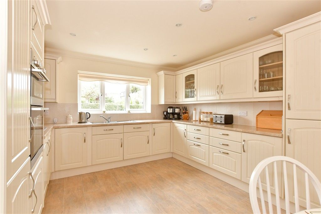 Additional image 3 of 3 bed chalet for salePreston Road, Bembridge, Isle Of Wight PO35