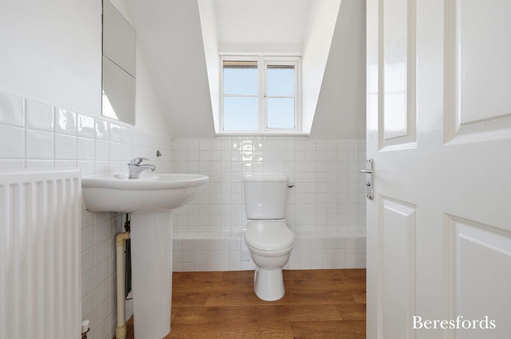 Additional image 8 of 2 bed flat for saleChapel Street, Billericay CM12