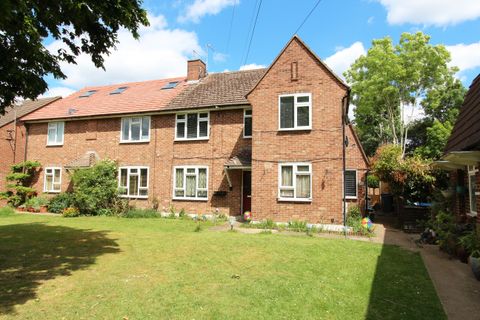 Aboyne Drive, Raynes Park, London SW20