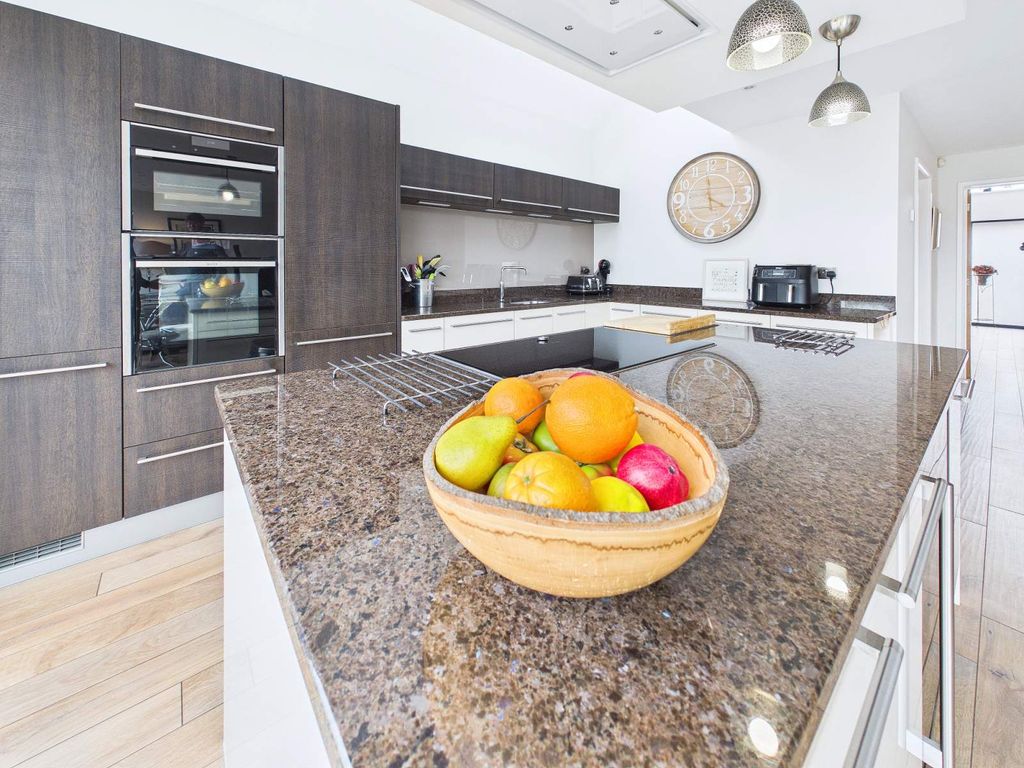 Additional image 20 of 3 bed detached house for saleTyn-Y-Parc Road, Rhiwbina, Cardiff. CF14