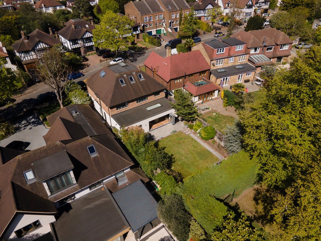 Additional image 35 of 6 bed detached house for saleBird In Hand Lane, Bromley BR1