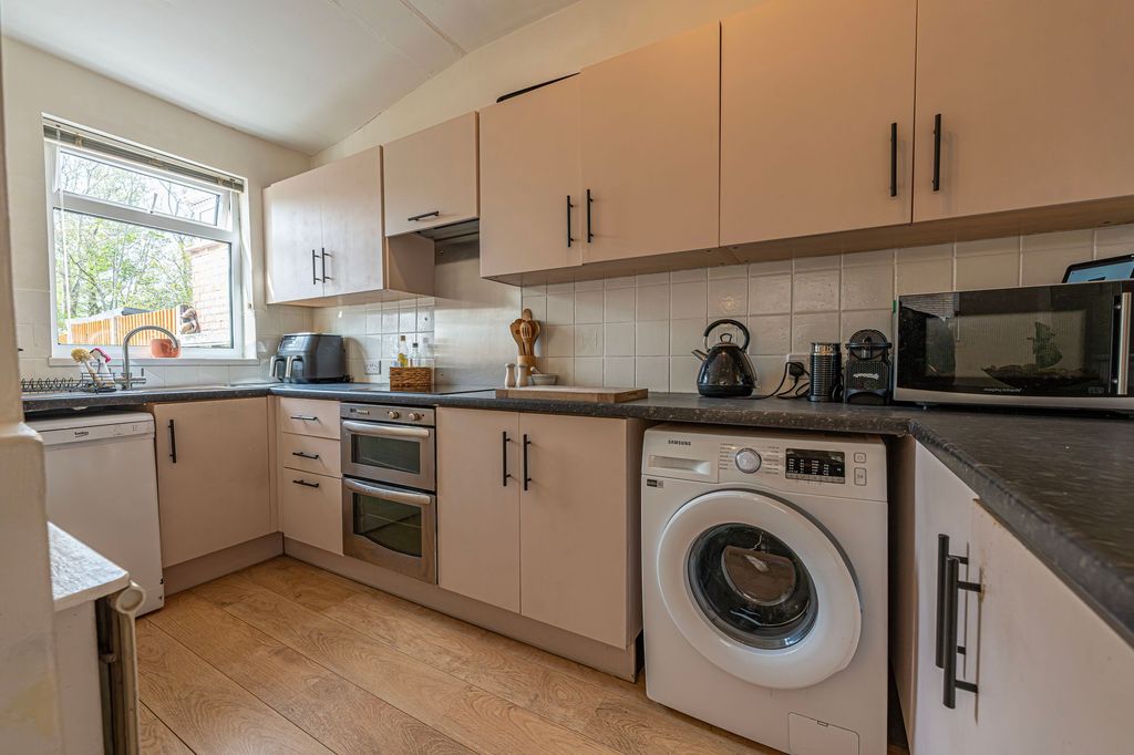 Additional image 5 of 2 bed semi-detached house for saleThe Avenue, Caldicot NP26