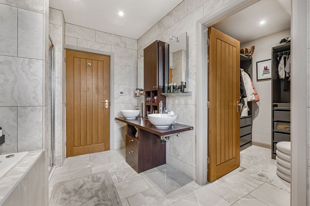 Additional image 21 of 3 bed terraced house for saleMerrymans Lane, Alderley Edge SK9
