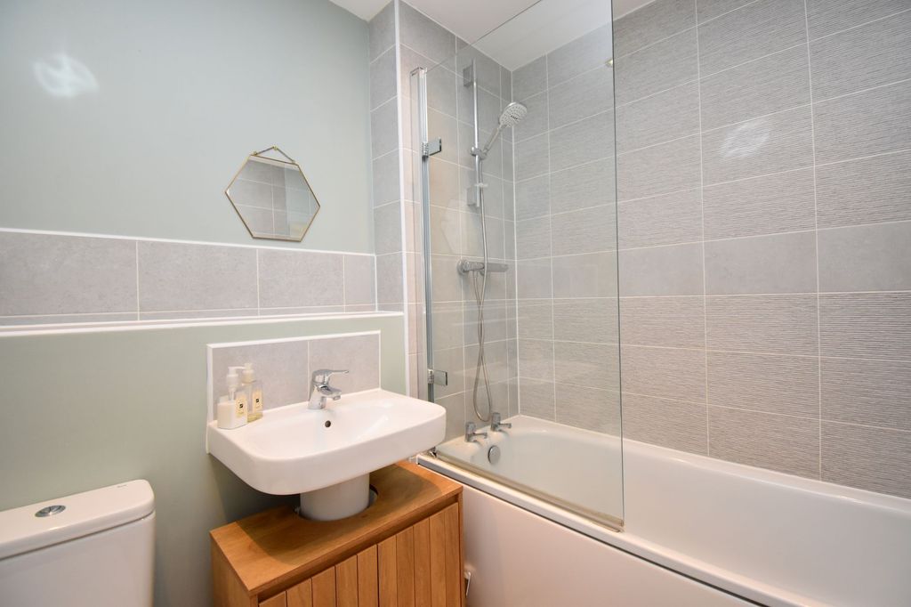 Additional image 19 of 3 bed semi-detached house for saleTate Drive, Biggleswade SG18