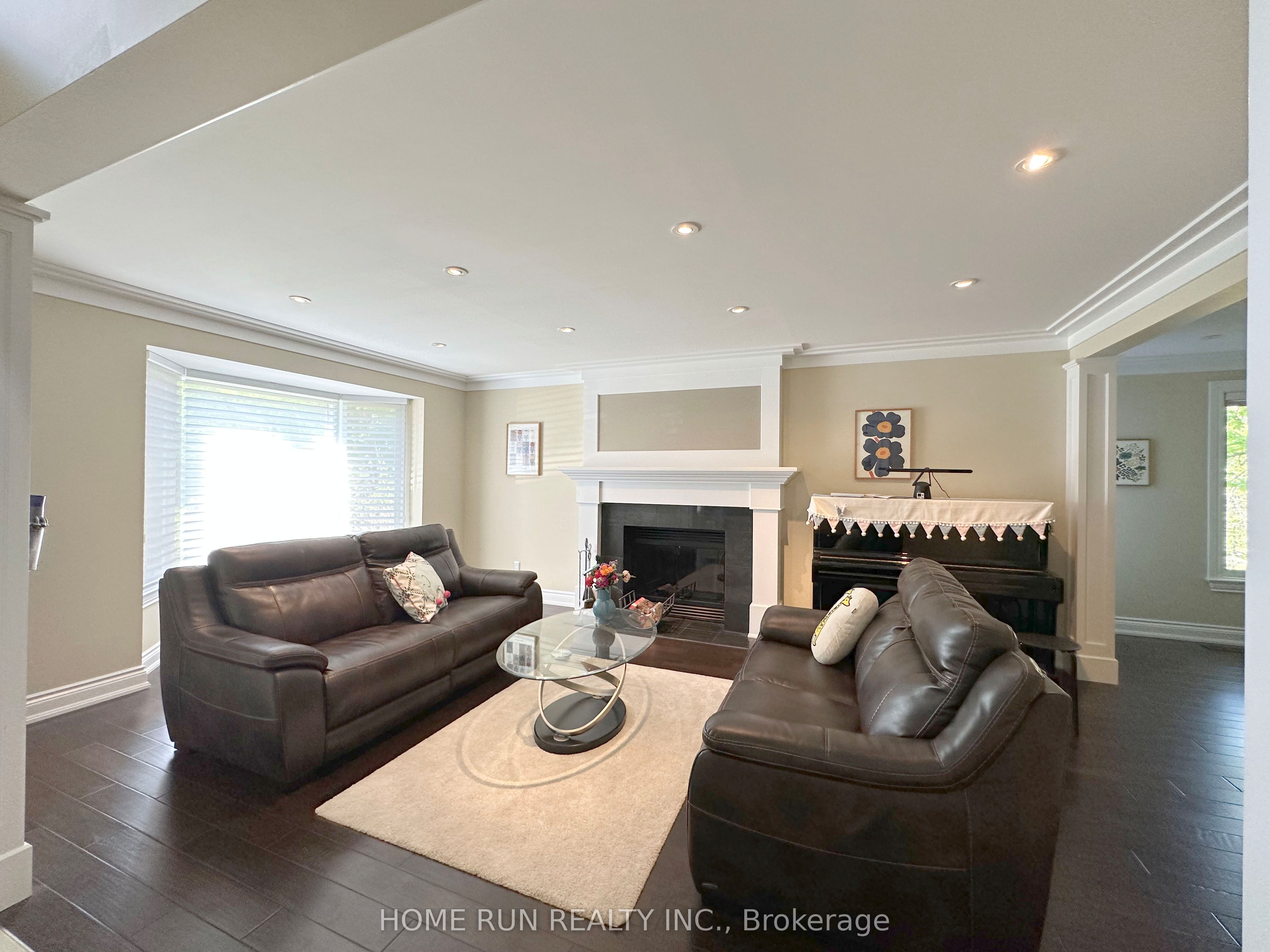 Additional image 6 of 35 Blue Heron Court, Ottawa, ON, K1L 8J7