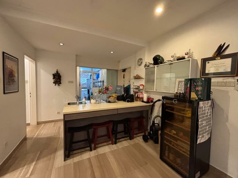 1 Ridley Park photo 4