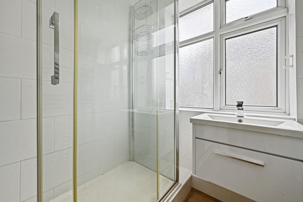 Additional image 9 of 3 bed semi-detached house for saleFairfields Crescent, London NW9