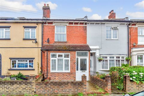 North End Grove, Portsmouth, Hampshire PO2