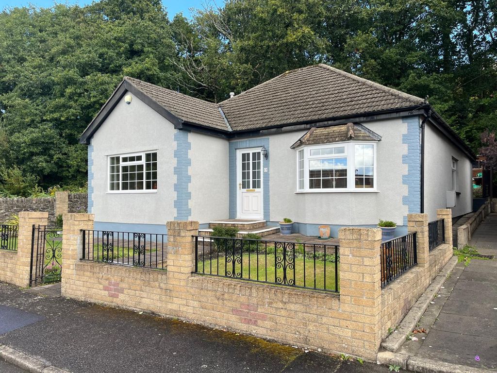 Additional image 2 of 3 bed bungalow for saleThe Walk, Ystrad Mynach CF82