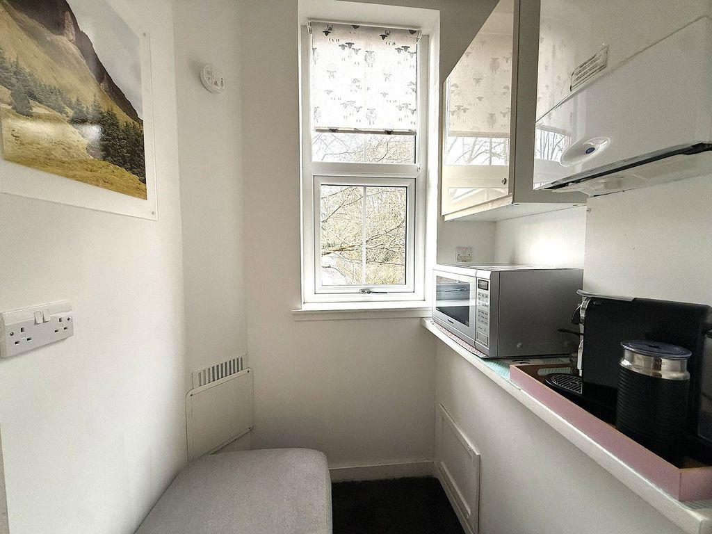 Additional image 7 of 1 bed flat for saleFlat B, 1 Milburn Road, Carlton Terrace, Inverness IV2