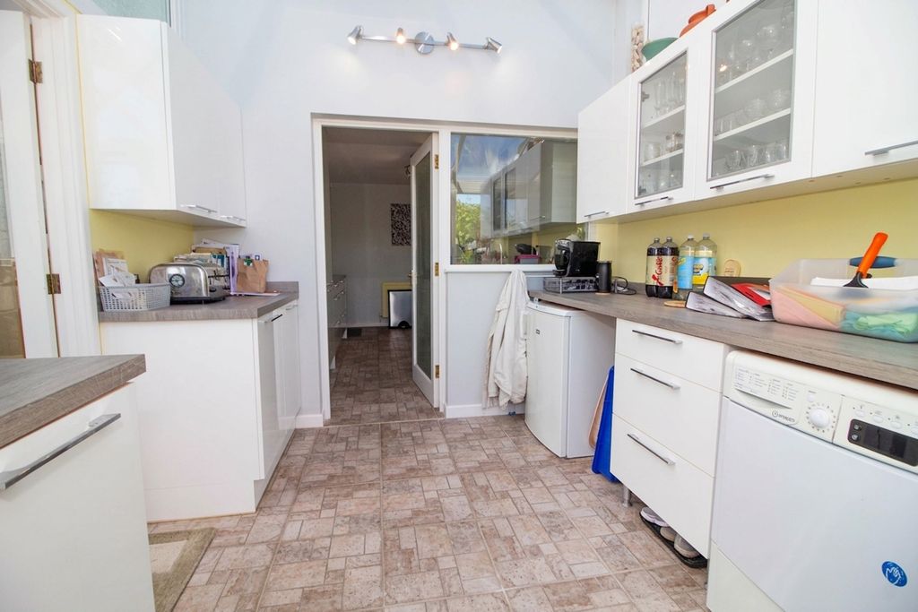 Additional image 9 of 4 bed terraced house for saleOn The Hill, Carpenders Park, Watford WD19