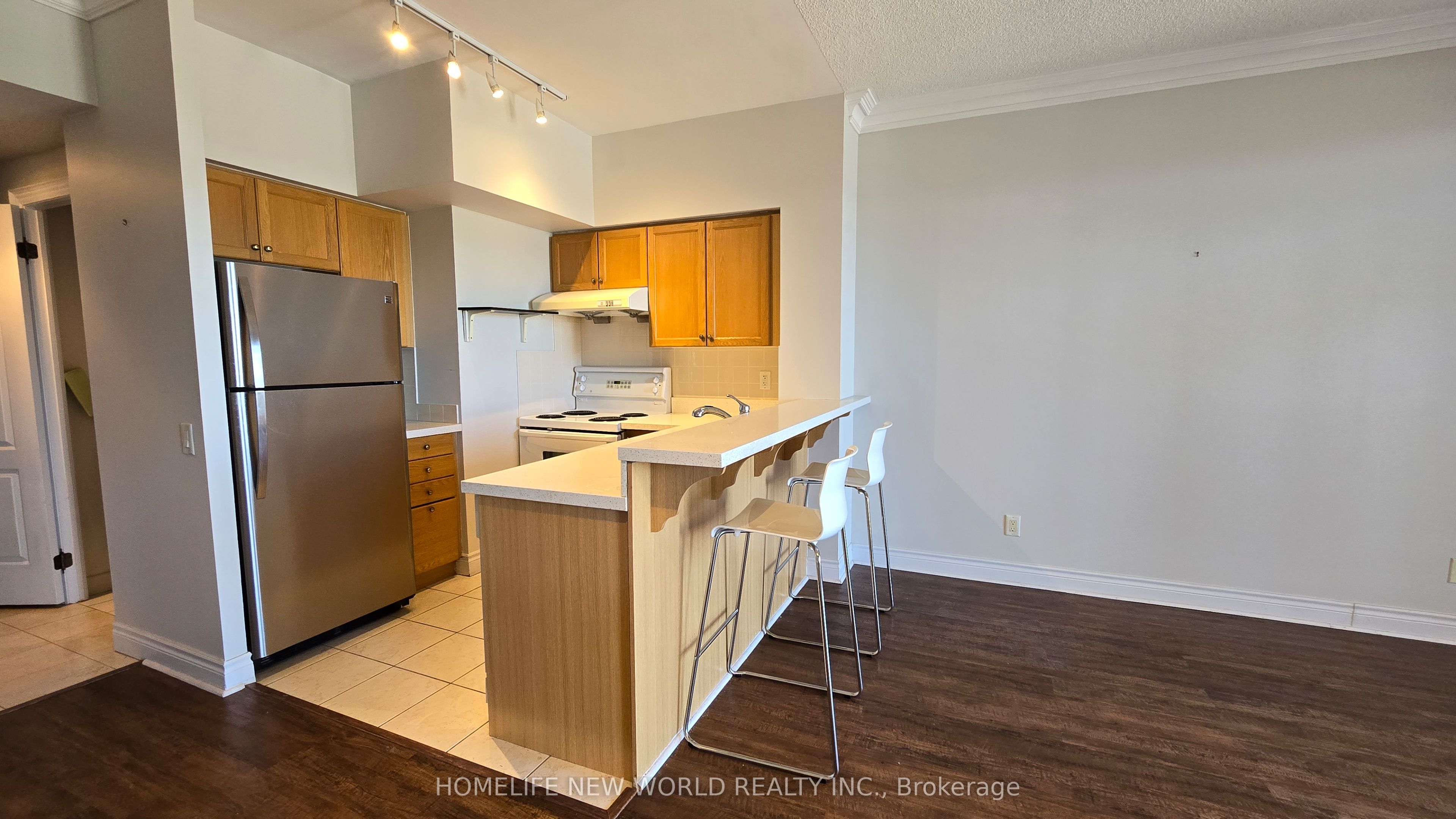 1202-2 Clairtrell Road, Toronto, ON, M2N 7H5