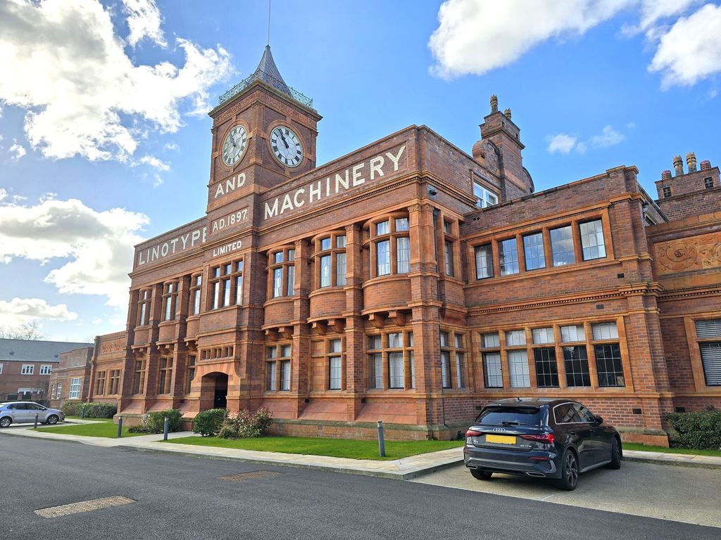 2 bed flat for saleLawrence Road, Altrincham WA14