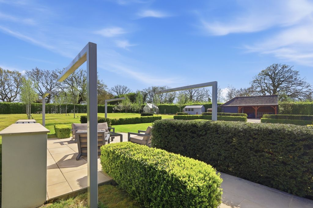 Additional image 21 of 4 bed detached house for saleCoxes Farm Road, Billericay CM11