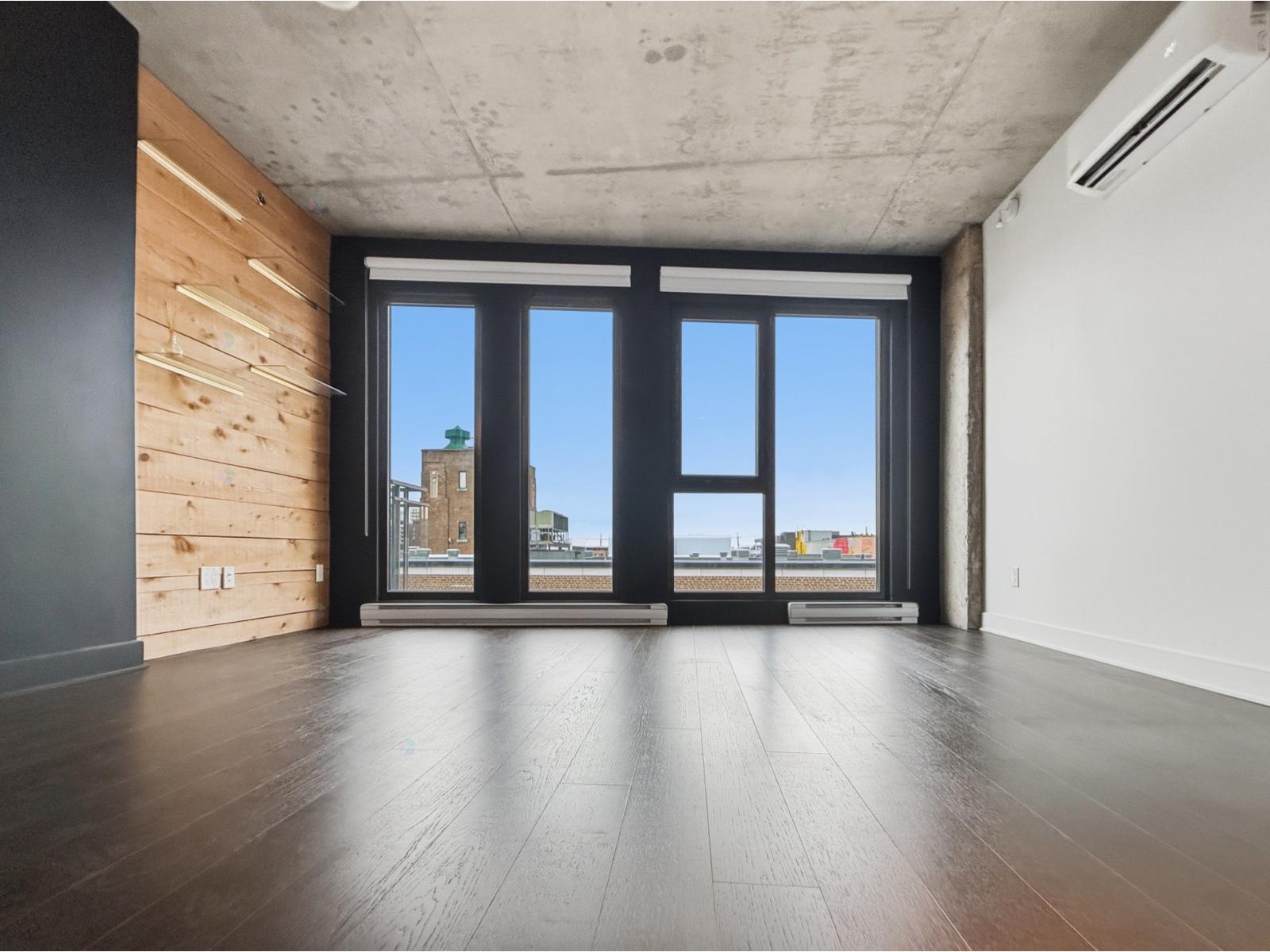 1010 Rue William