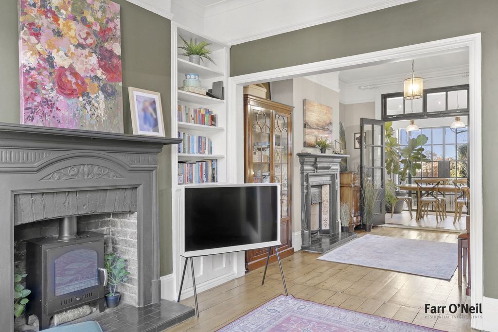 Additional image 10 of 4 bed semi-detached house for saleRussell Road, Buckhurst Hill IG9
