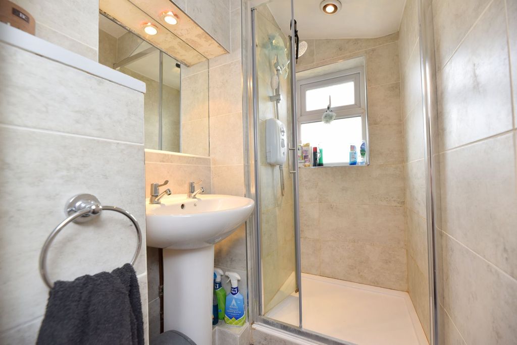 Additional image 13 of 4 bed flat for saleMarket Square, Biggleswade SG18