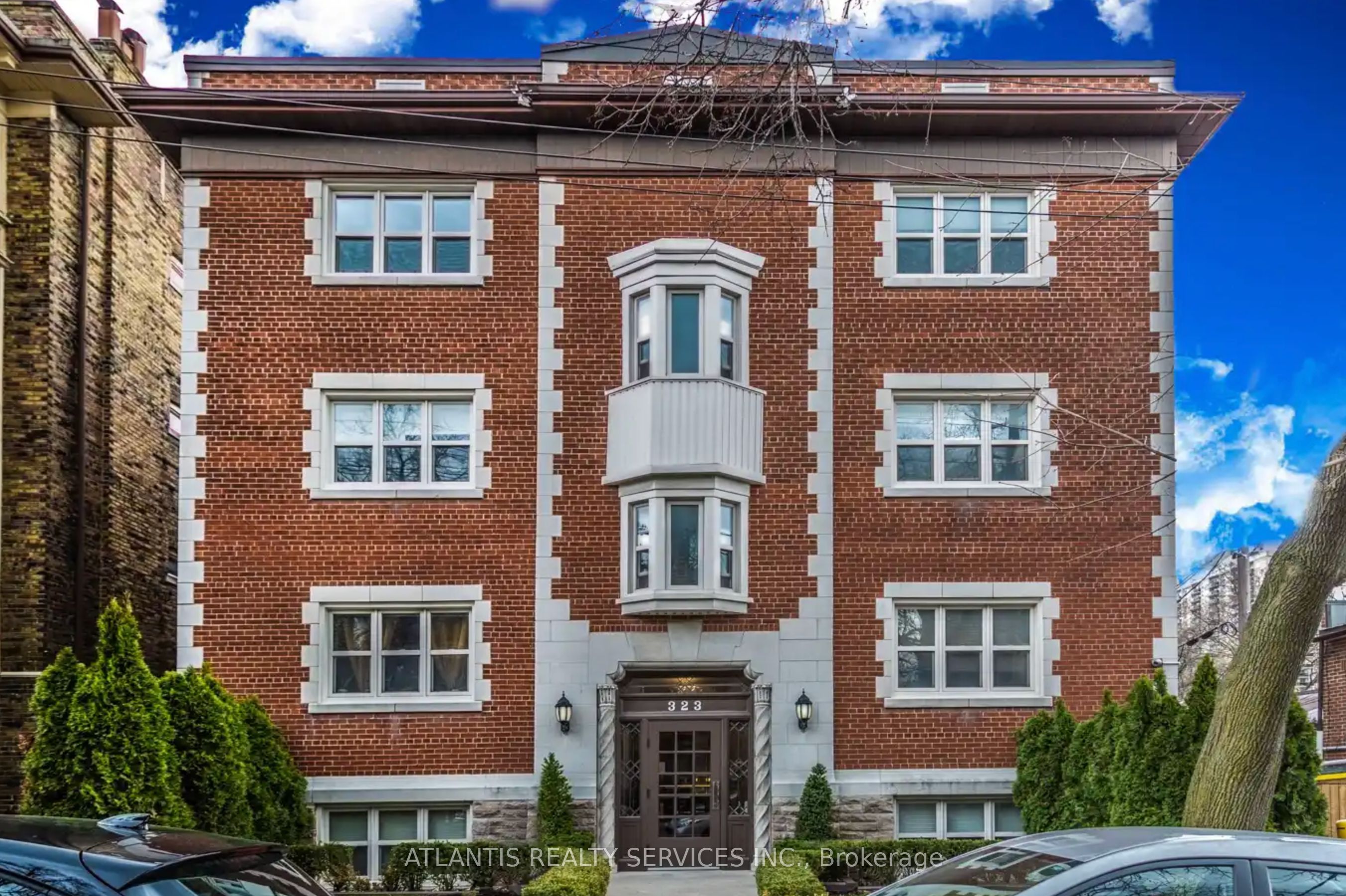 102-323 Lonsdale Street, Toronto, ON, M4V 1X3