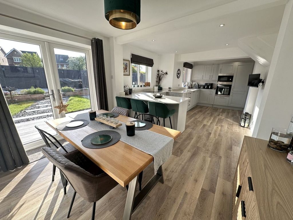 Additional image 2 of 3 bed detached house for saleGreystones Crescent, Mardy, Abergavenny NP7