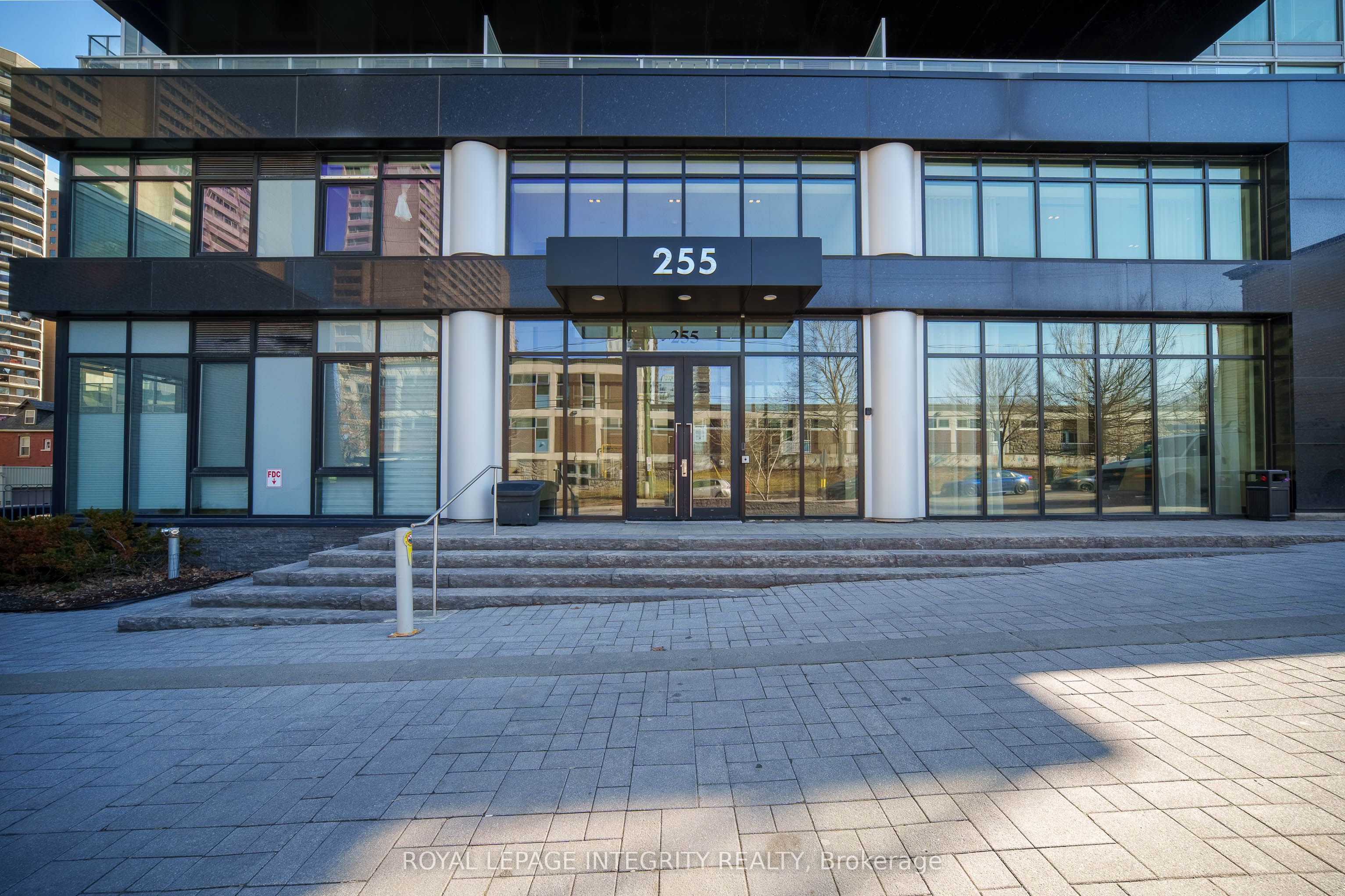 Additional image 4 of #604-255 Bay Street, Ottawa, ON, K1R 0C5