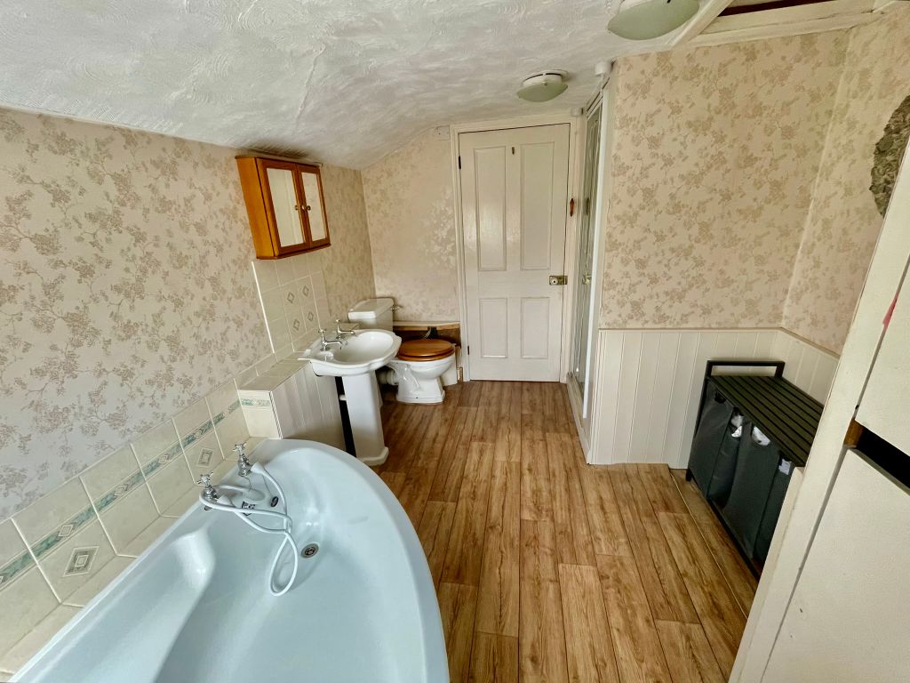 Additional image 20 of 3 bed end terrace house for saleStation Road, Biggleswade SG18