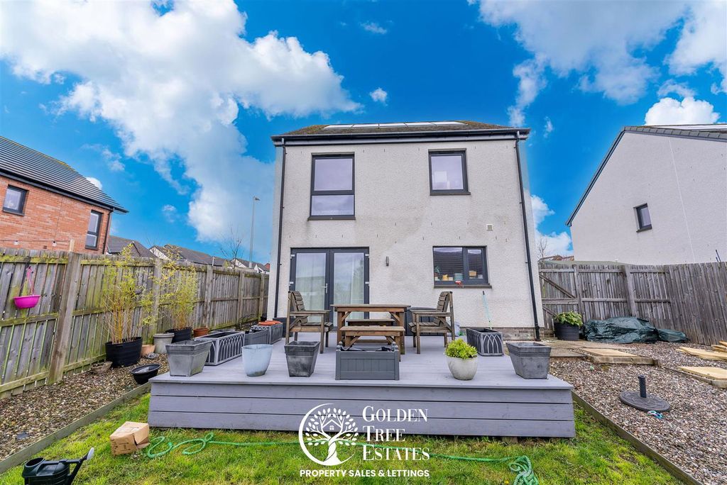 Additional image 2 of 3 bed detached house for saleOak Tree Gardens, Sauchie, Alloa FK10