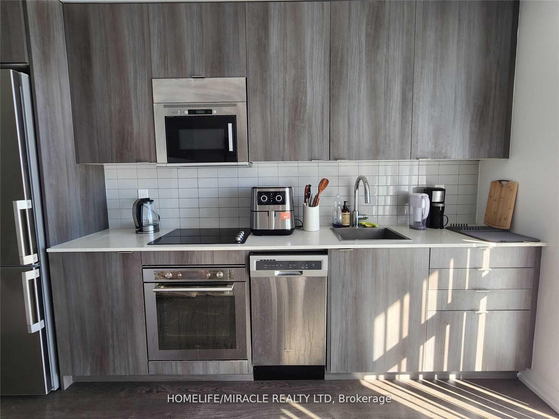 Additional image 3 of 1406-101 Erskine Avenue, Toronto, ON, M4P 1Y5