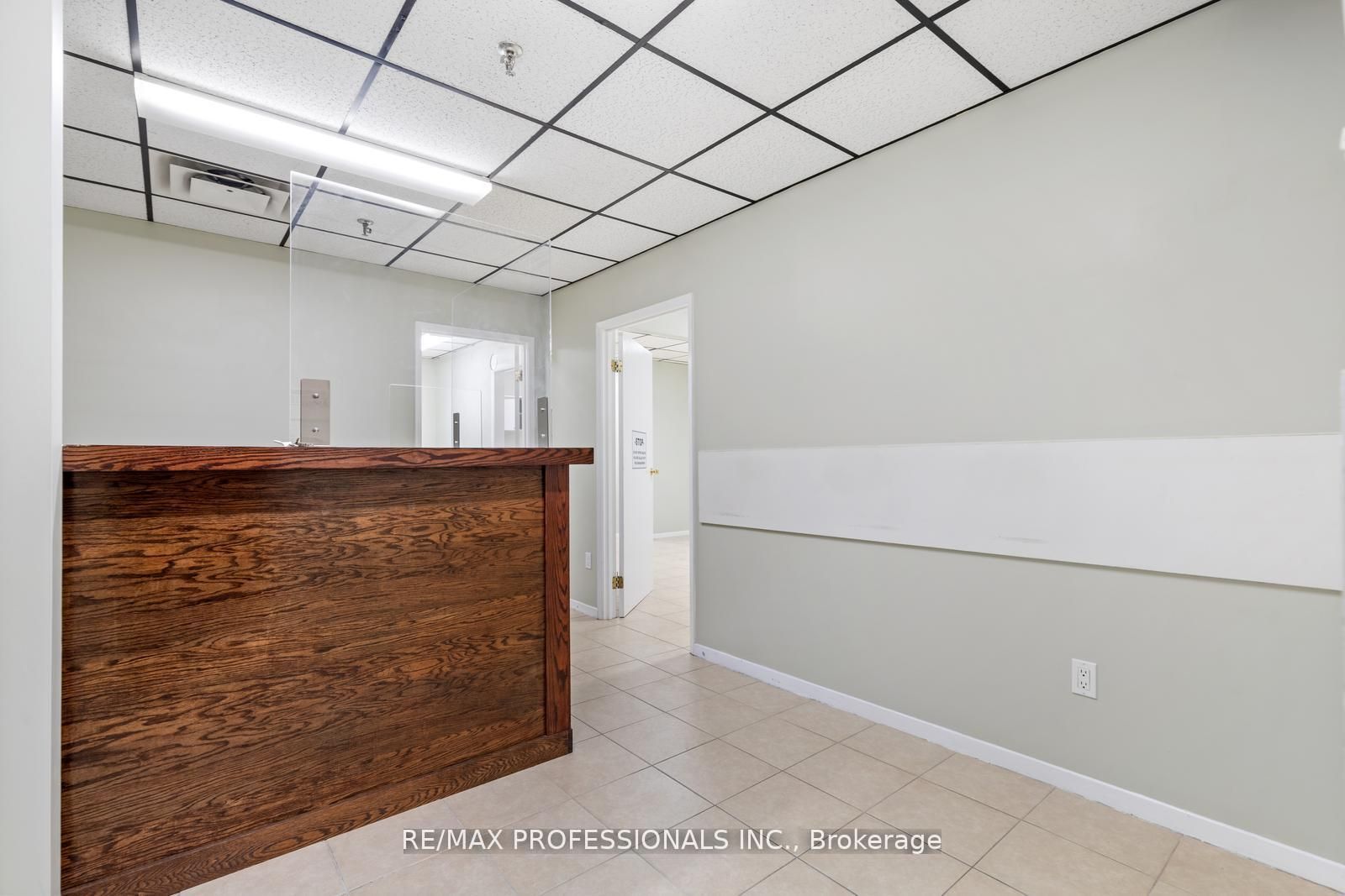 Additional image 5 of B3-4640 Jane Street, Toronto, ON, M3N 2K5