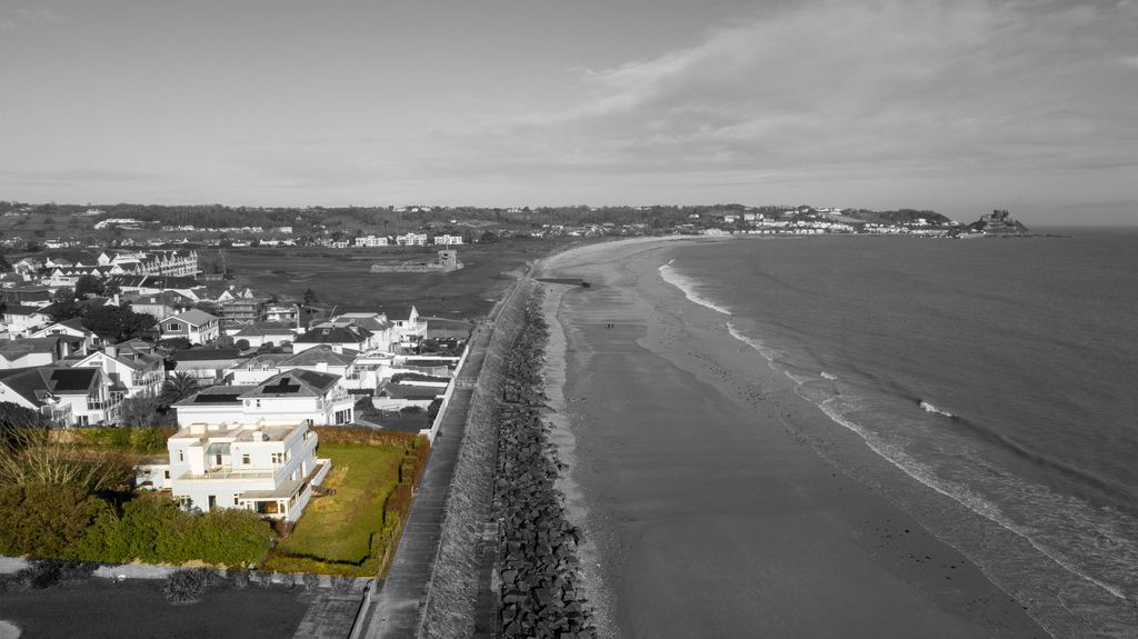 Additional image 2 of 5 bed detached house for saleLa Mielle Du Parcq, Grouville JE3
