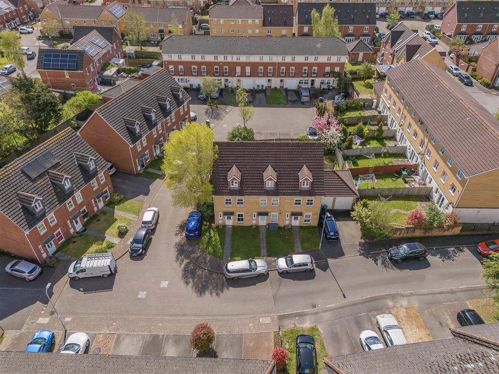 Additional image 2 of 3 bed town house for saleHeol Dewi Sant, Cardiff CF14