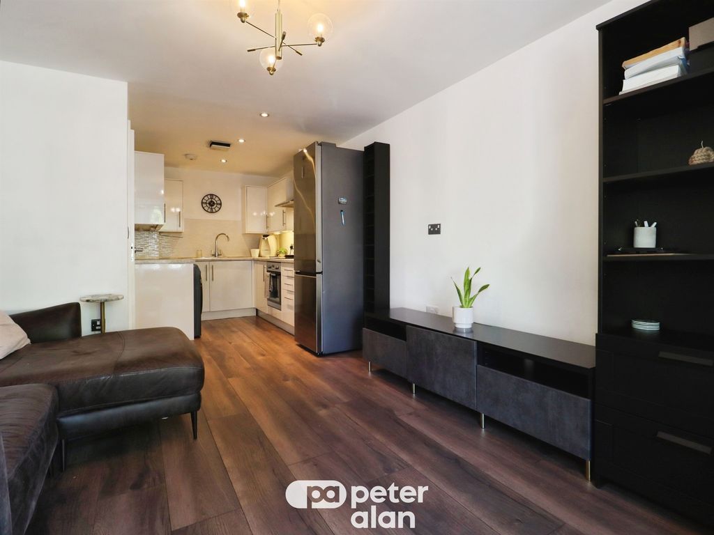 Additional image 5 of 2 bed flat for saleCathays Terrace, Cardiff CF24