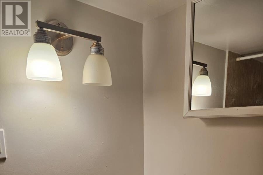 Additional image 8 of 672 Jane Street, Toronto, ON, M6N4A7